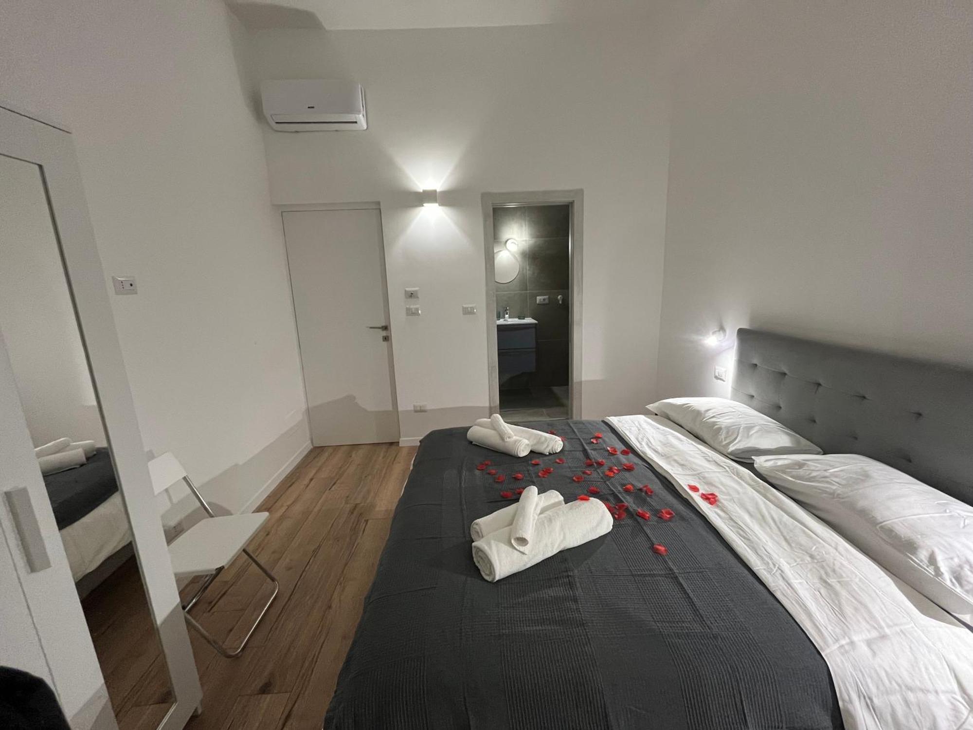 La Nicchia Bed and Breakfast Bari Exteriör bild